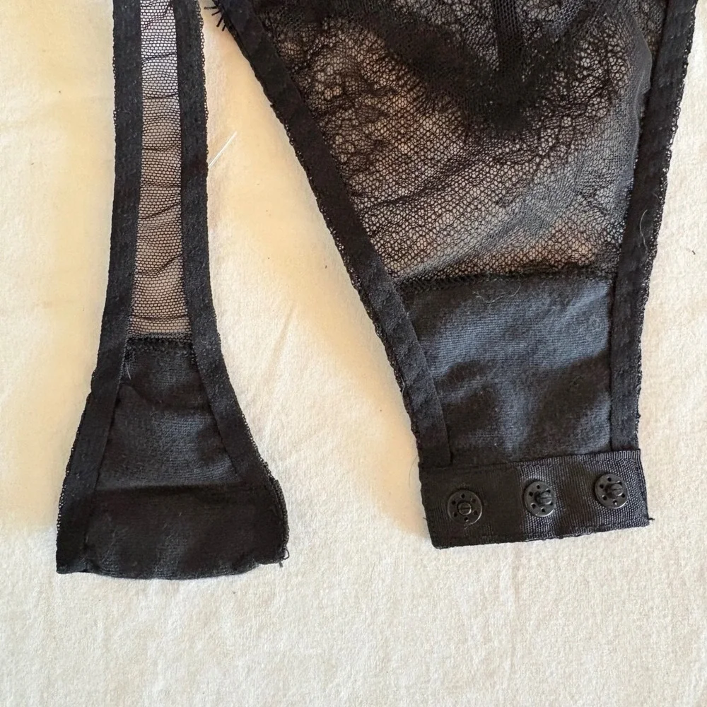 Victoria's Secret NEW Black Mesh & Lace Long Sleeve Corset Thong‎ Bodysuit 34B